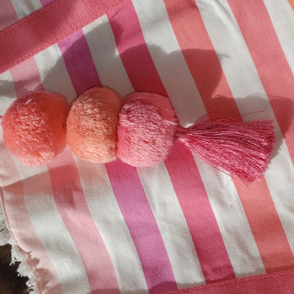 Victorias Secret Beach Weekender Tote with Pom Pom - Picture 12 of 16